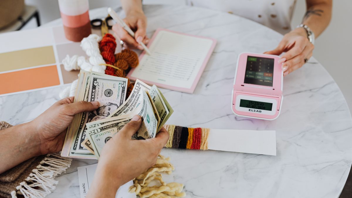 Digital envelope balances for groceries and fun